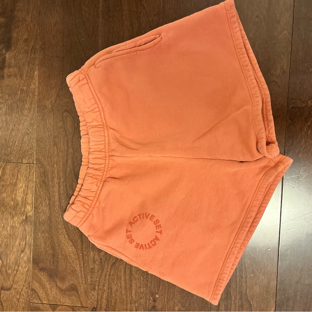 SET Active Women's orange sweat Shorts